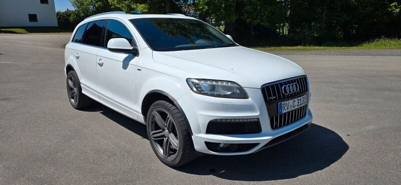 Weiß Gebraucht 2011 Audi Q7 S-Line SUV | 17.900 € (Fairer Preis) - Bild 1/4