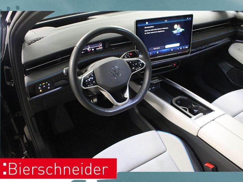 Second-hand VW ID.7 Pro 210 kW (286 CP) 2024 Negru Hatchback