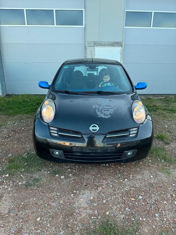 Schwarz Gebraucht 2004 Nissan Micra Kleinwagen | 300 € (Superpreis) - Bild 1/4
