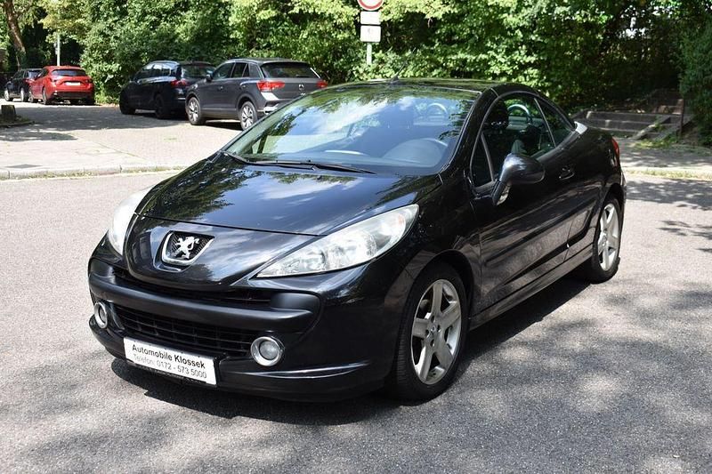 Schwarz Gebraucht 2008 Peugeot 207 CC Filou Cabrio | 4.250 € (Teuer) - Bild 1/4