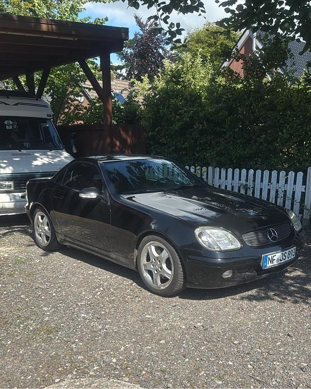 Schwarz Gebraucht 2000 Mercedes SLK320 Cabrio | 2.999 € (Superpreis) - Bild 1/4