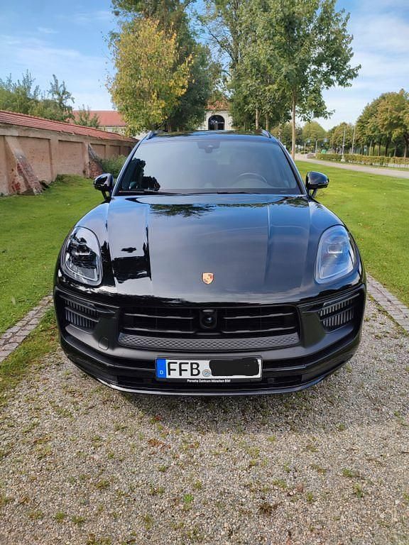 Schwarz Gebraucht 2023 Porsche Macan GTS SUV | 89.000 € (Superpreis) - Bild 1/4