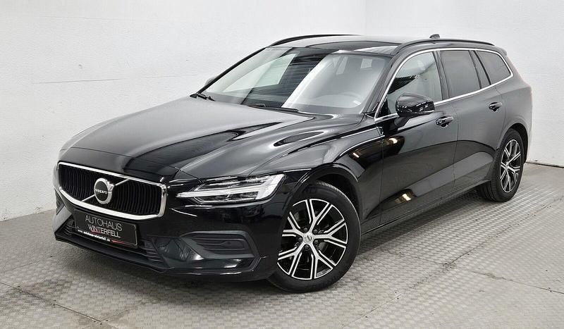 Black solid stone Gebraucht 2023 Volvo V60 Kombi | 26.400 € - Bild 1/4