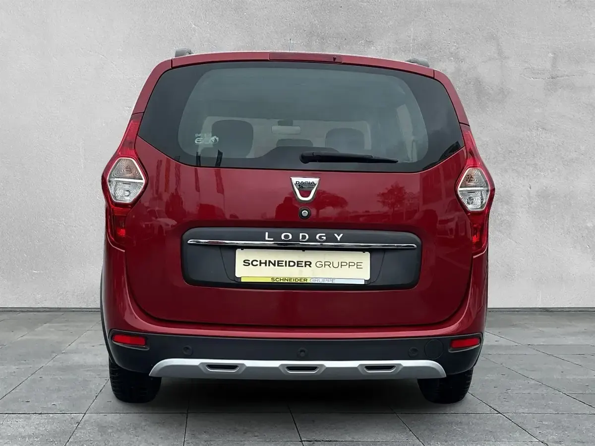 Gebraucht Dacia Lodgy Stepway 116 PS (85 kW) 2020 Rot Van / Kleinbus