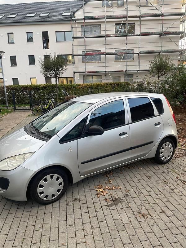Silber Gebraucht 2006 Mitsubishi Colt Kleinwagen | 1.600 € (Fairer Preis) - Bild 1/4
