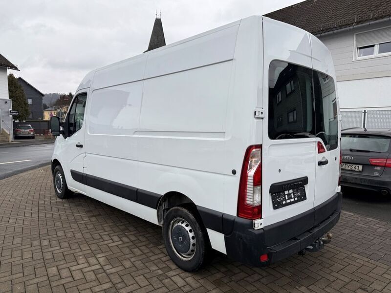 Gebraucht Renault Master 110 PS (80 kW) 2019 Weiß Van