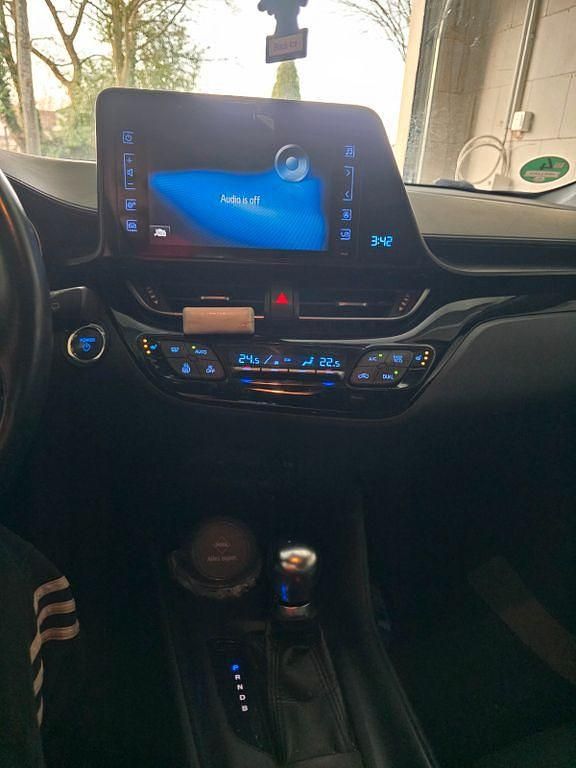 Gebraucht Toyota C-HR Style 122 PS (89 kW) 2018 Weiß SUV