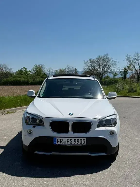 Gebraucht BMW X1 150 PS (110 kW) 2011 Weiß SUV
