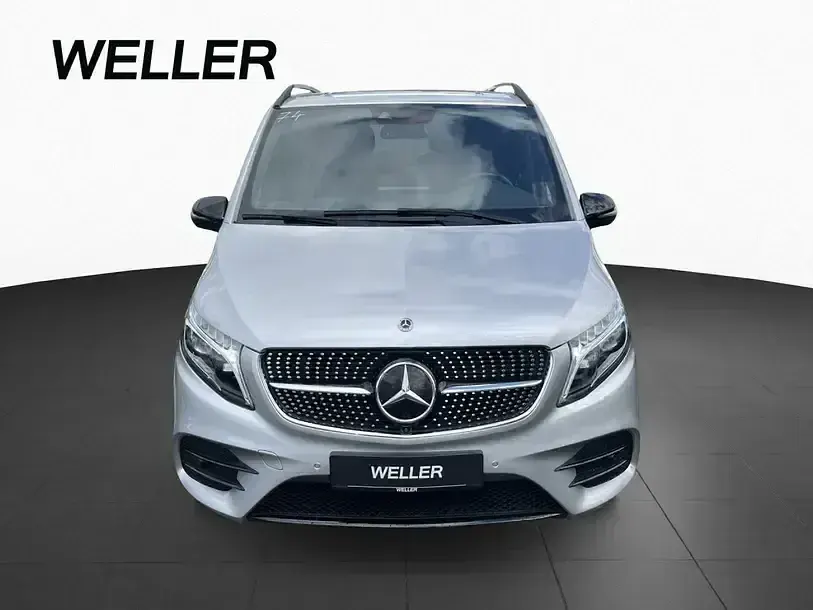 Gebraucht Mercedes V300 AMG 237 PS (174 kW) 2022 Silber Van / Kleinbus