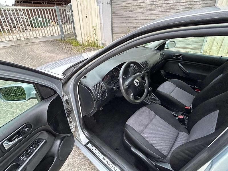 Gebraucht VW Golf IV 75 PS (55 kW) 2002 Limousine