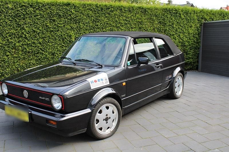 Schwarz Gebraucht 1992 VW Golf Cabriolet Cabrio | 25.000 € - Bild 1/4