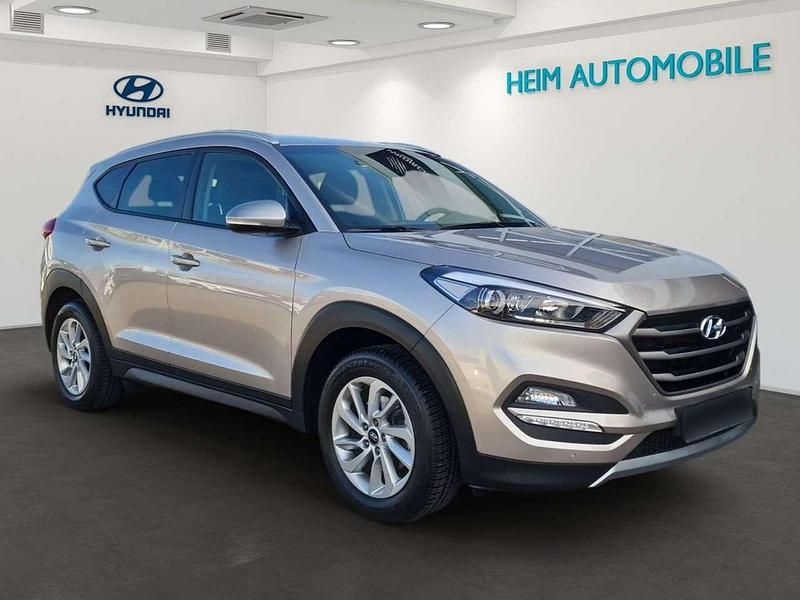 Gebraucht Hyundai Tucson Advantage 177 PS (130 kW) 2017 White sand SUV