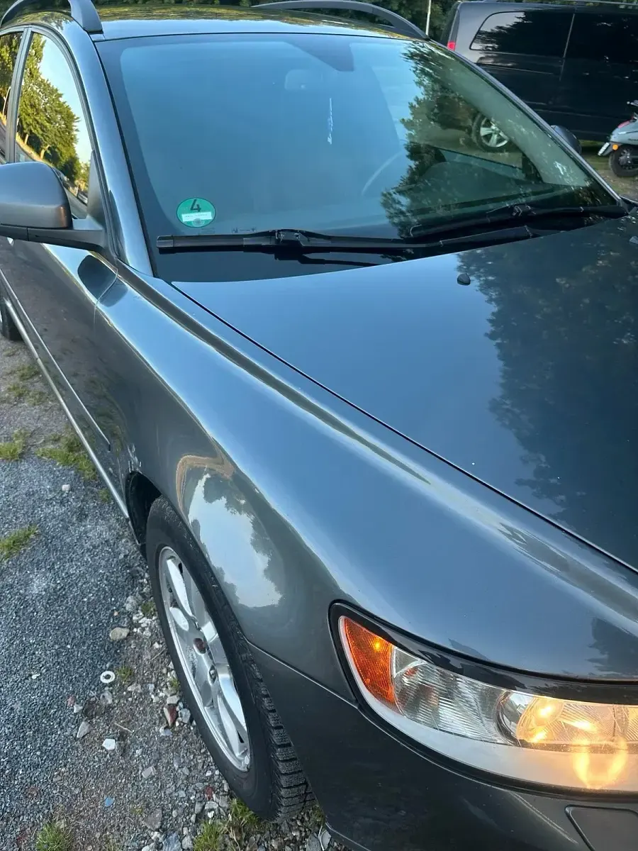 Usado Volvo V50 177 CV (130 kW) 2011 Andere farben Familiar