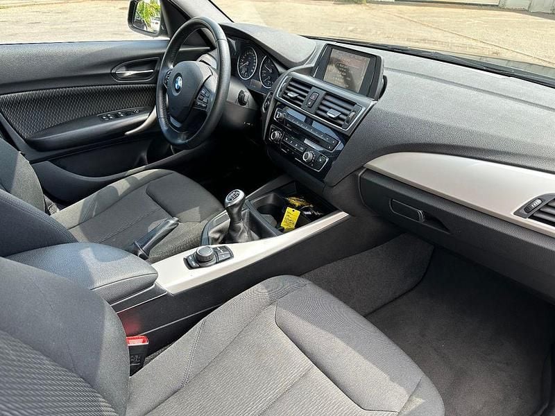 Gebraucht BMW 118 Advantage 136 PS (100 kW) 2016 Schwarz Kleinwagen