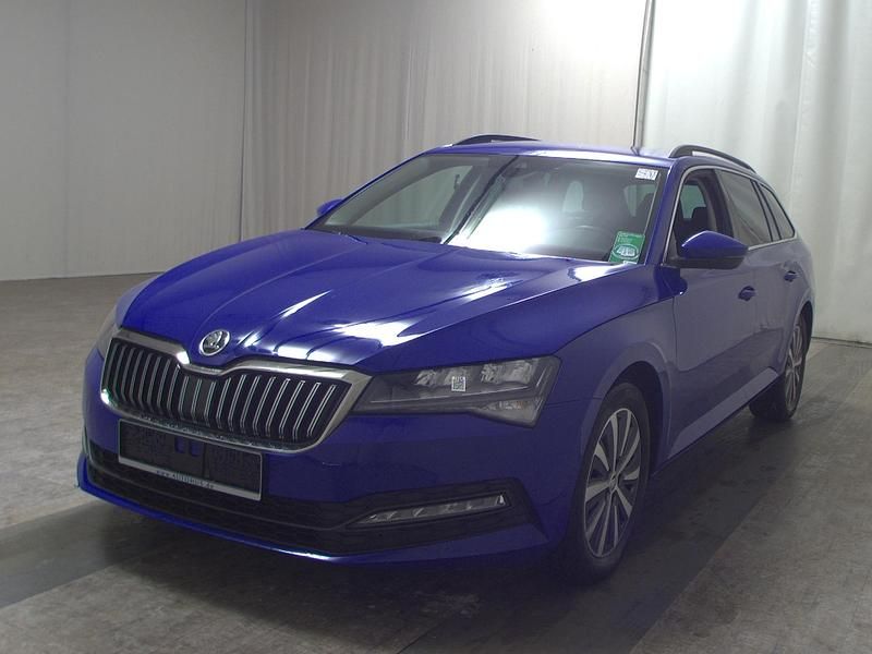 Gebraucht Skoda Superb Ambition 200 PS (147 kW) 2022 Blau Kombi