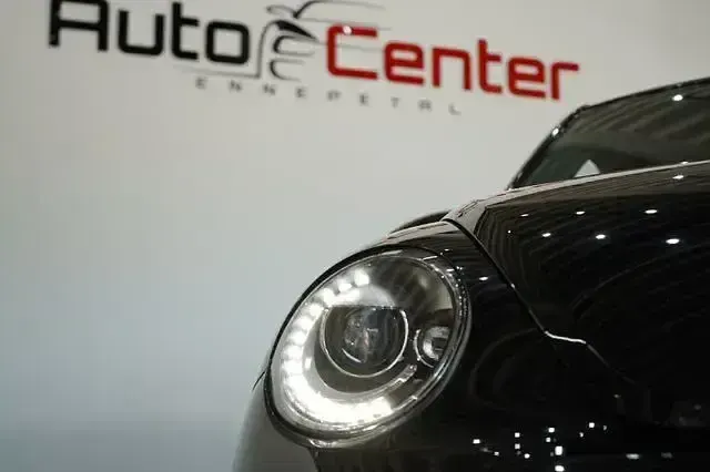 Gebraucht VW Beetle Comfortline 160 PS (117 kW) 2012 Schwarz Kleinwagen