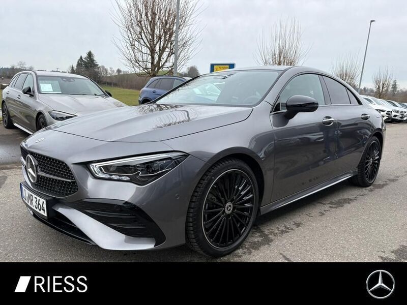 Grau Gebraucht 2025 Mercedes CLA200 Night Coupé | 51.700 € - Bild 1/4