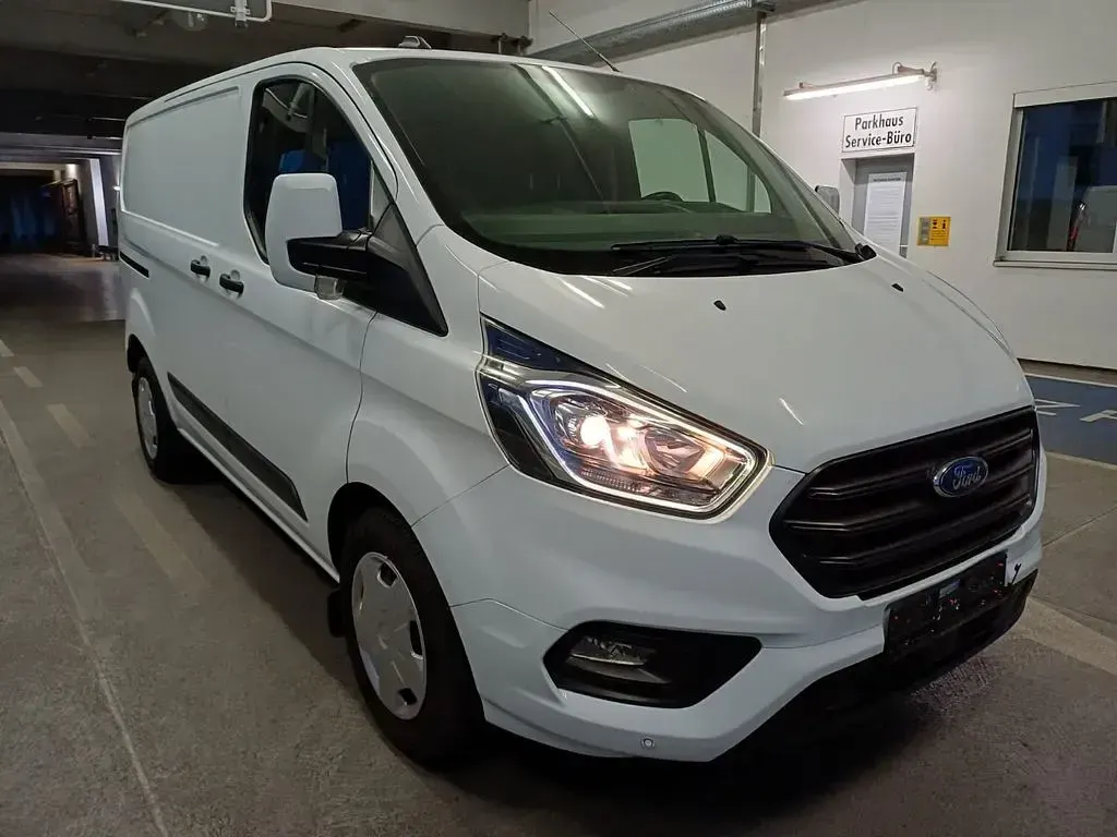 Gebraucht Ford Transit Custom 107 PS (78 kW) 2021 Frozen white Van