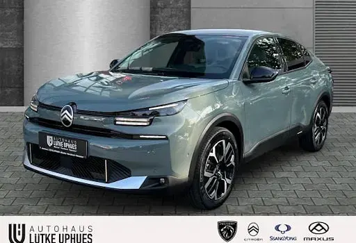 Neu Citroën C4 X PureTech 131 PS (96 kW) 2025 Grün SUV