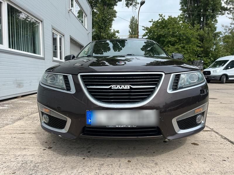 Braun Gebraucht 2011 Saab 9-5 Aero Limousine | 7.900 € - Bild 1/4