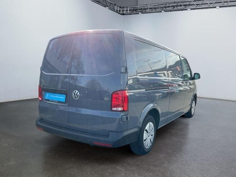 Gebraucht VW T6.1 150 PS (110 kW) 2024 Pure grey Van