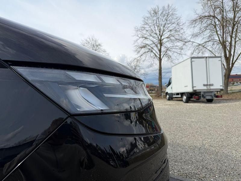 Gebraucht VW Multivan Life 150 PS (110 kW) 2025 Schwarz Van