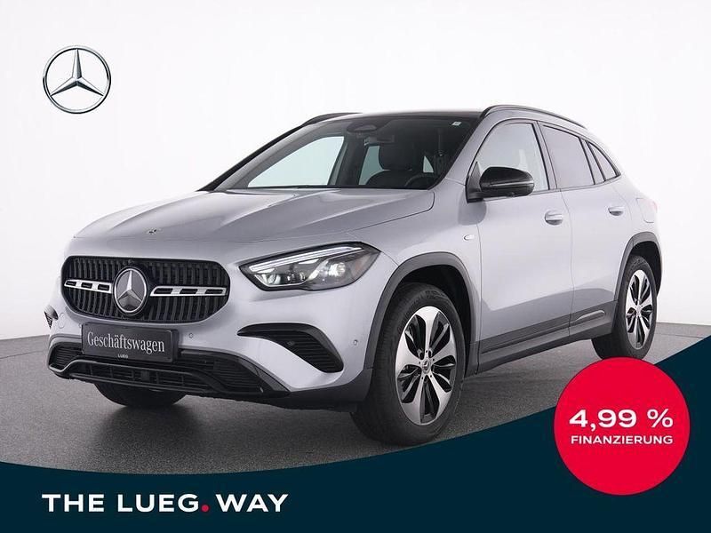 Silber metalliclack hightechsi Gebraucht 2025 Mercedes GLA250 Progressive SUV | 49.950 € (Teuer) - Bild 1/4