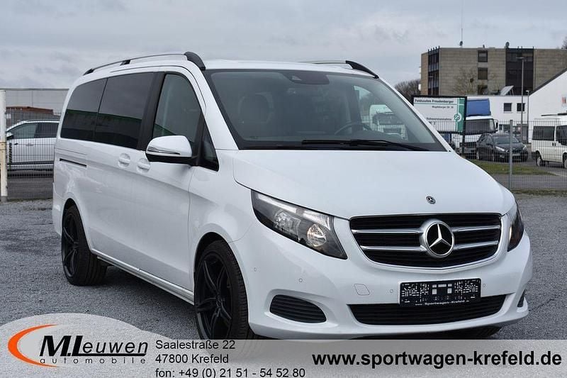 Gebraucht Mercedes V250 Avantgarde 190 PS (139 kW) 2019 Obsidianschwarz metallic Van / Kleinbus