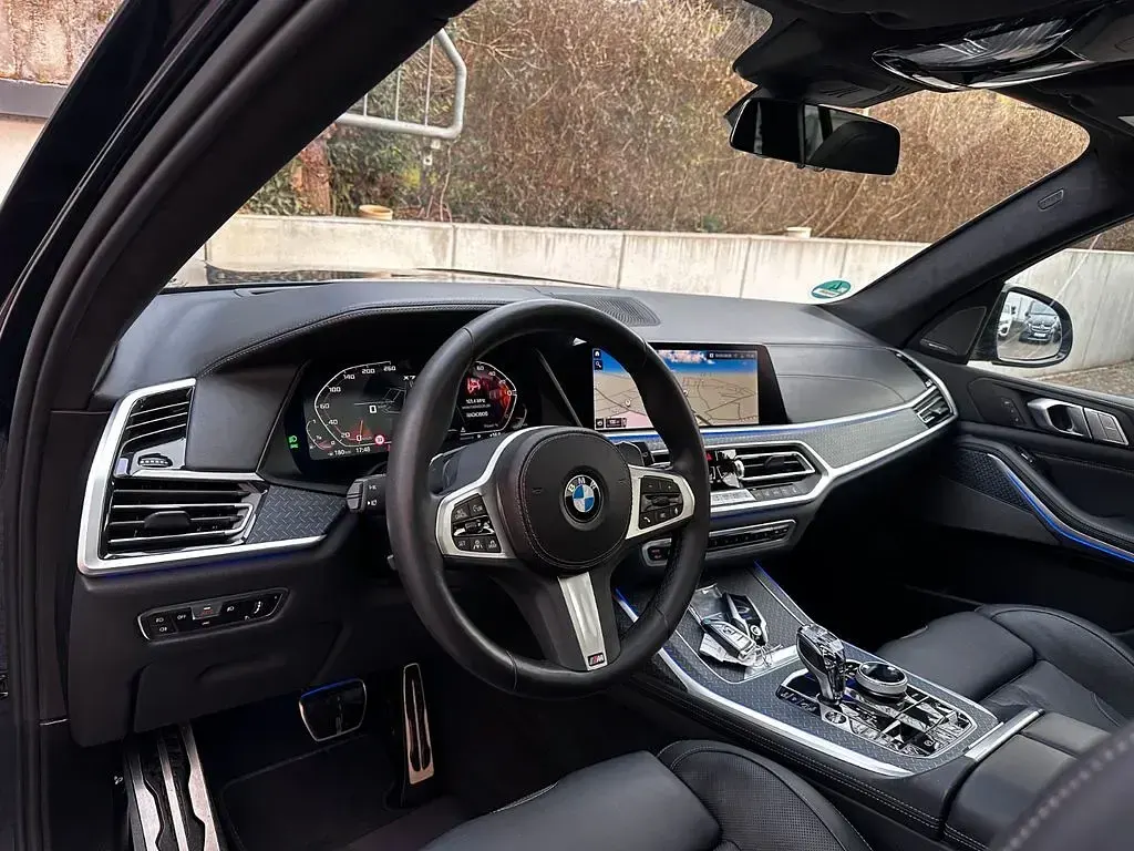 Gebraucht BMW X7 Performance 530 PS (389 kW) 2022 Tansanitblau metallic SUV