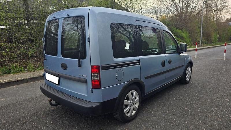 Gebraucht Opel Combo Edition 97 PS (71 kW) 2006 Blau Van / Kleinbus