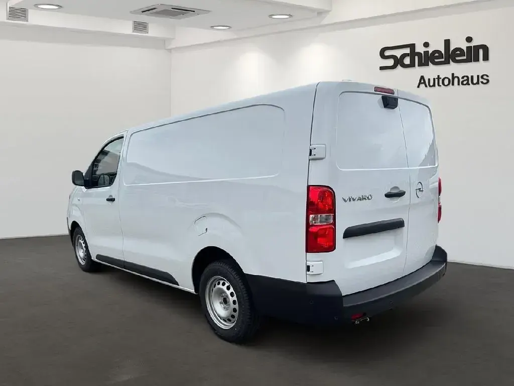 Neu Opel Vivaro-e Combi 144 PS (105 kW) 2025 Weiß Van / Kleinbus