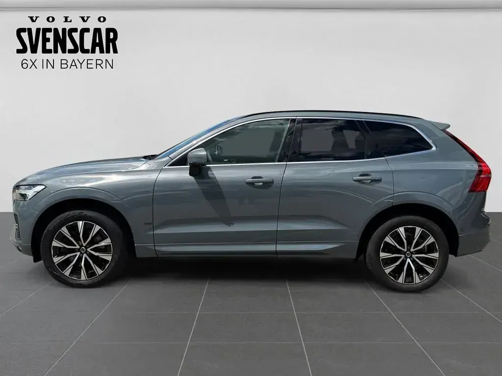 Gebraucht Volvo XC60 Core 197 PS (144 kW) 2022 Grau SUV
