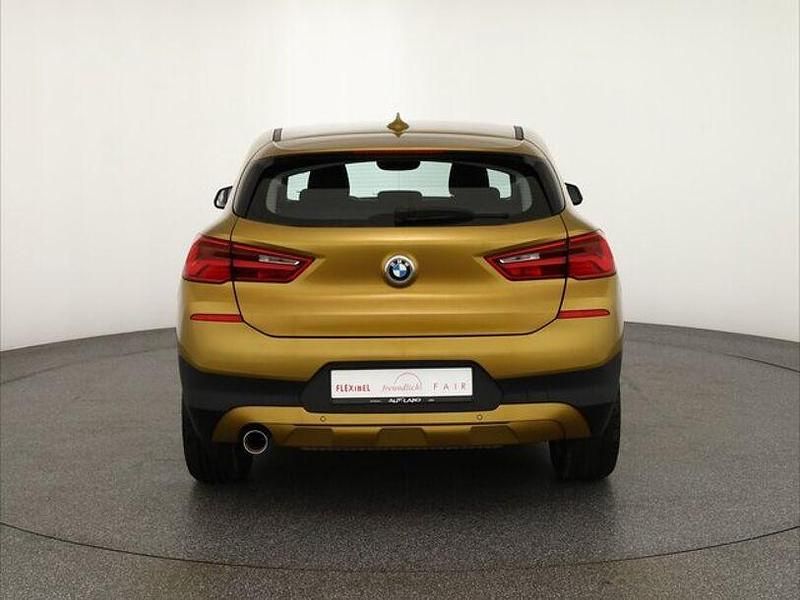 Gebraucht BMW X2 Advantage 140 PS (102 kW) 2020 Gold SUV