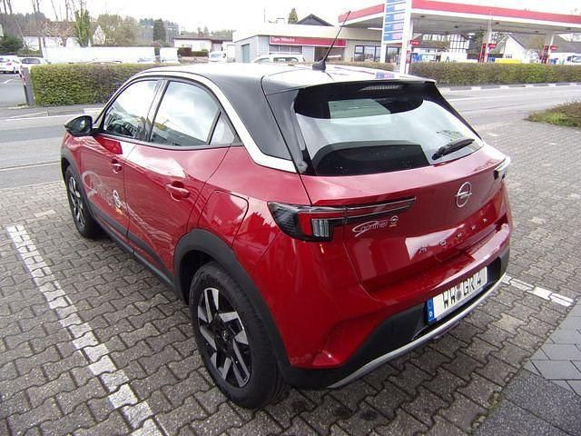 Gebraucht Opel Mokka Elegance 131 PS (96 kW) 2022 Rot (kosmos rot metallic) SUV