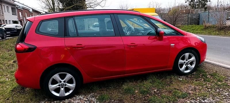 Gebraucht Opel Zafira Tourer 136 PS (100 kW) 2013 Rot Van / Kleinbus
