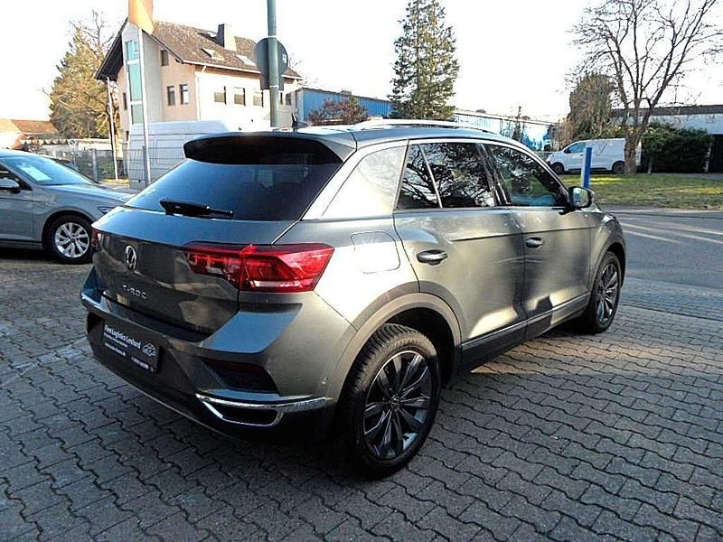 Gebraucht VW T-Roc Beats 150 PS (110 kW) 2021 Grau SUV