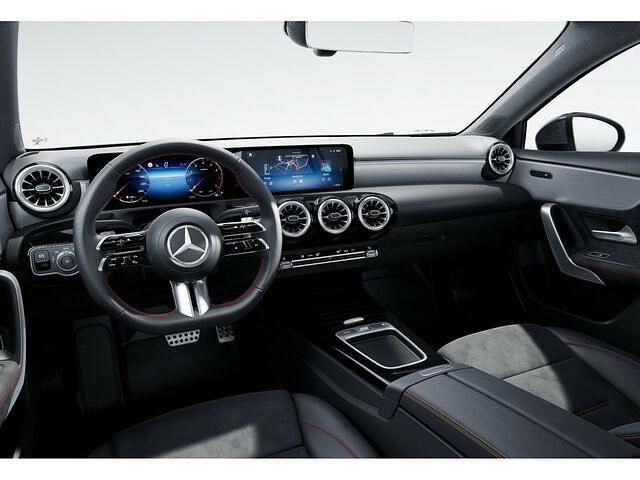 Gebraucht Mercedes A250 Advanced Plus 224 PS (164 kW) 2024 Schwarz / kosmosschwarz (metallic) Kleinwagen