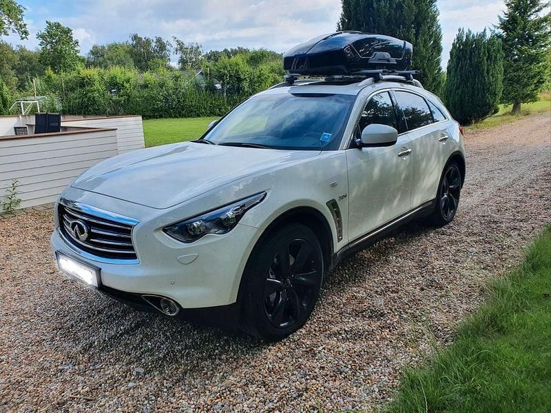 Weiß Gebraucht 2015 Infiniti QX70 SUV | 19.500 € (Fairer Preis) - Bild 1/4