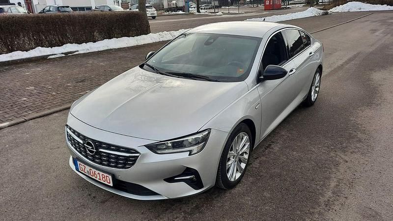 Gebraucht Opel Insignia Business 174 PS (127 kW) 2020 Silber Limousine