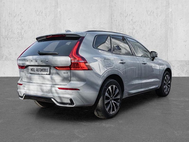 Gebraucht Volvo XC60 Plus 197 PS (144 kW) 2024 Vapour grey SUV