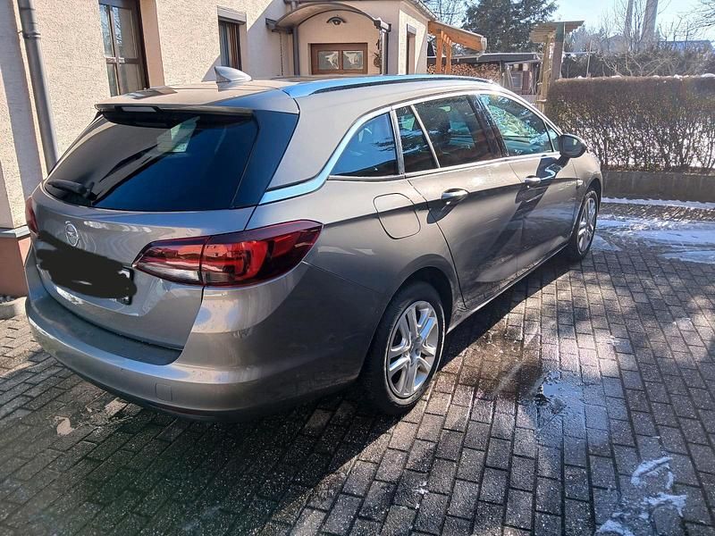 Gebraucht Opel Astra 150 PS (110 kW) 2017 Beige Kombi