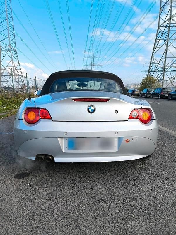 Gebraucht BMW Z4 170 PS (125 kW) 2005 Silber Cabrio