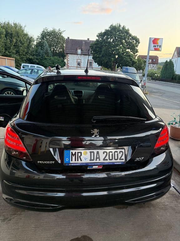 Gebraucht Peugeot 207 Sportium 156 PS (114 kW) 2010 Schwarz Kleinwagen