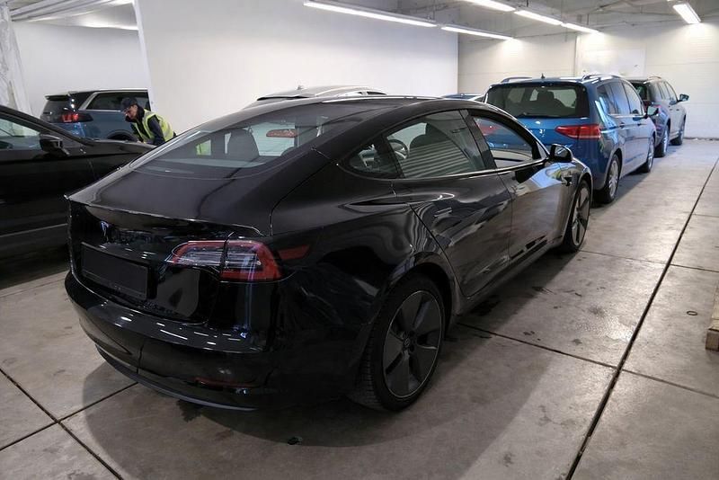 Gebraucht Tesla Model 3 RWD 239 kW (325 PS) 2022 Schwarz Limousine