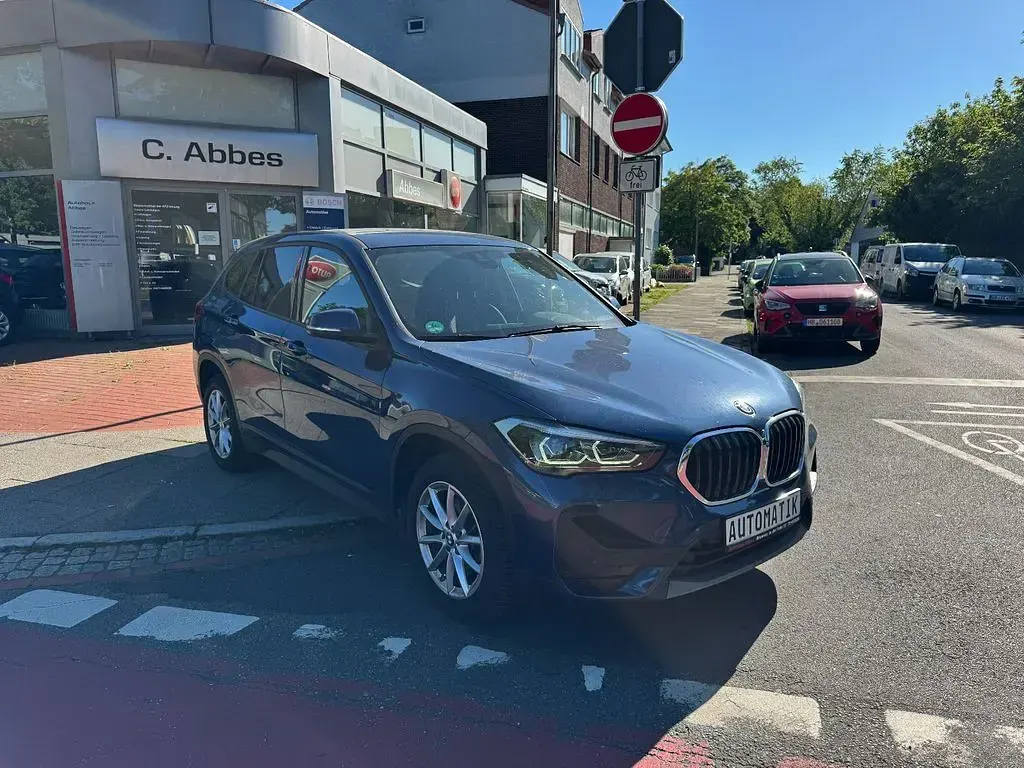 Gebraucht BMW X1 Advantage 136 PS (100 kW) 2022 Blau SUV