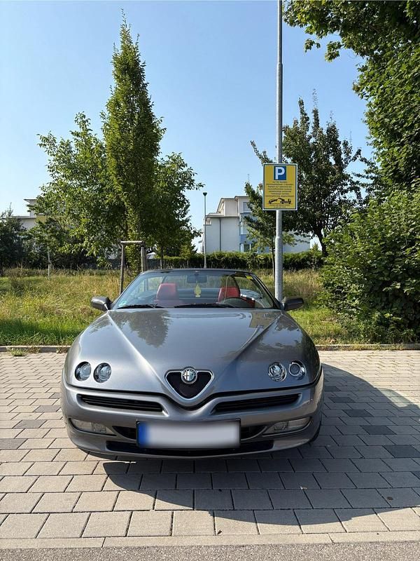 Gebraucht Alfa Romeo Spider Lusso 155 PS (114 kW) 1999 Andere farben Cabrio