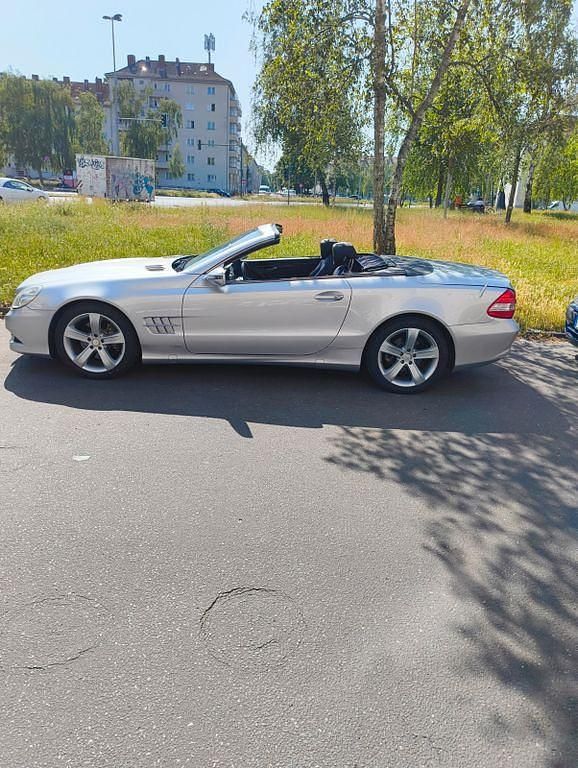 Silber Gebraucht 2008 Mercedes SL350 Cabrio | 15.999 € - Bild 1/4