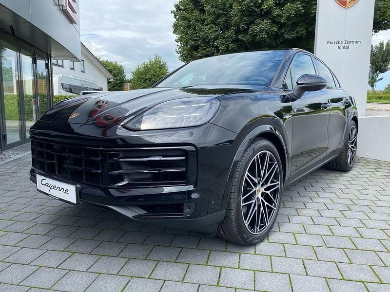 Gebraucht Porsche Cayenne 470 PS (345 kW) 2025 Chromitschwarzmetallic SUV