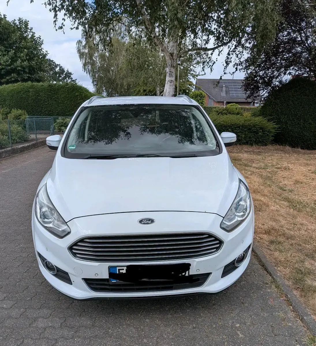 Gebraucht Ford S-MAX Titanium 160 PS (117 kW) 2018 Weiß Van / Kleinbus