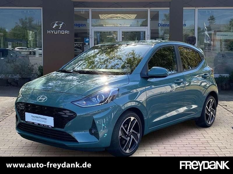 Mangrove green Gebraucht 2024 Hyundai i10 Kleinwagen | 14.499 € (Guter Preis) - Bild 1/4